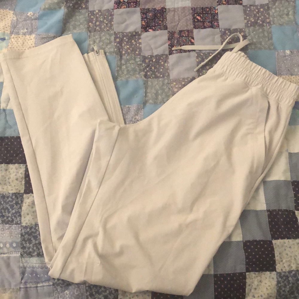NWOT Under Armour Warm Up Pant